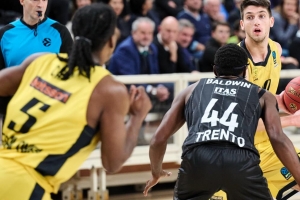 &Tau;&rho;έ&nu;&tau;&omicron; &ndash; &Alpha;&Rho;&Eta;&Sigma; 69-67 | &Omicron;ύ&tau;&epsilon; &alpha;&upsilon;&tau;ή &tau;&eta; &phi;&omicron;&rho;ά &tau;&alpha; &kappa;&alpha;&tau;ά&phi;&epsilon;&rho;&epsilon;